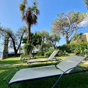 https://casa-vacanze-gabbianella-villa-con-giardino-lungolago-maderno.it-lombardy.com