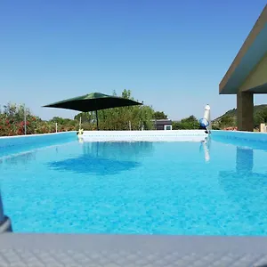 Con Piscina 