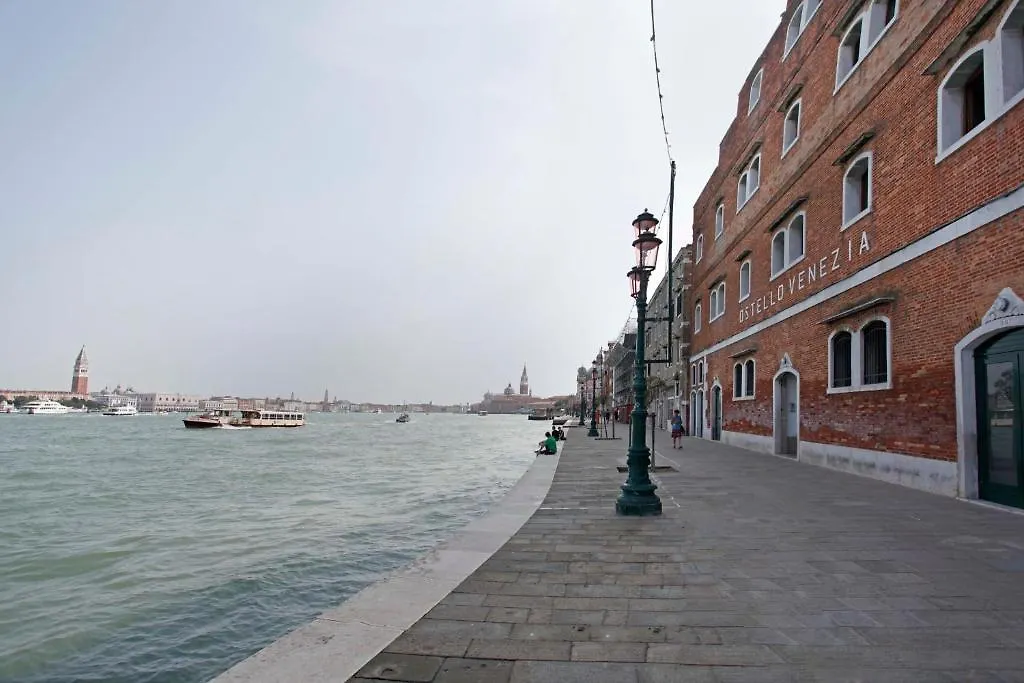 Generator Venice 0*,  Italy